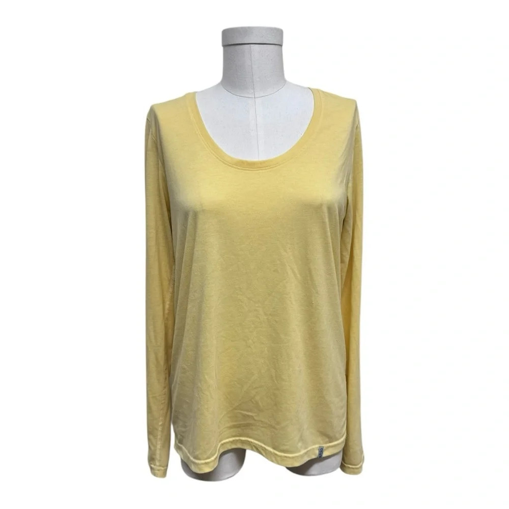 Set of TWO Stio Divide Scoop Neck Long Sleeve Tee, Yellow and Leaf Green, Medium - Picture 8 of 14